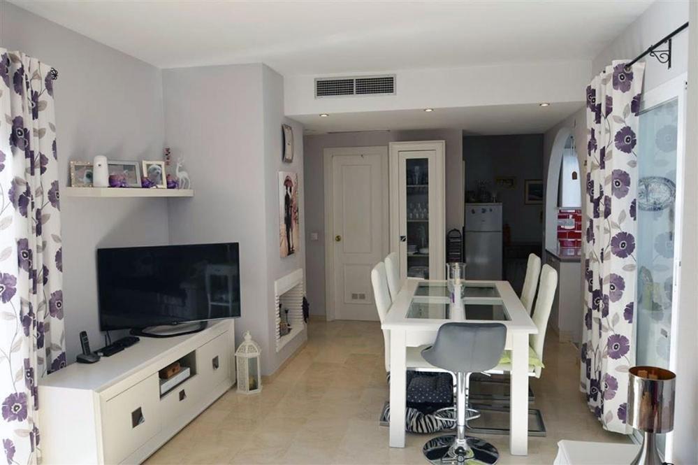 Apartamento Estepona Golf Exteriör bild