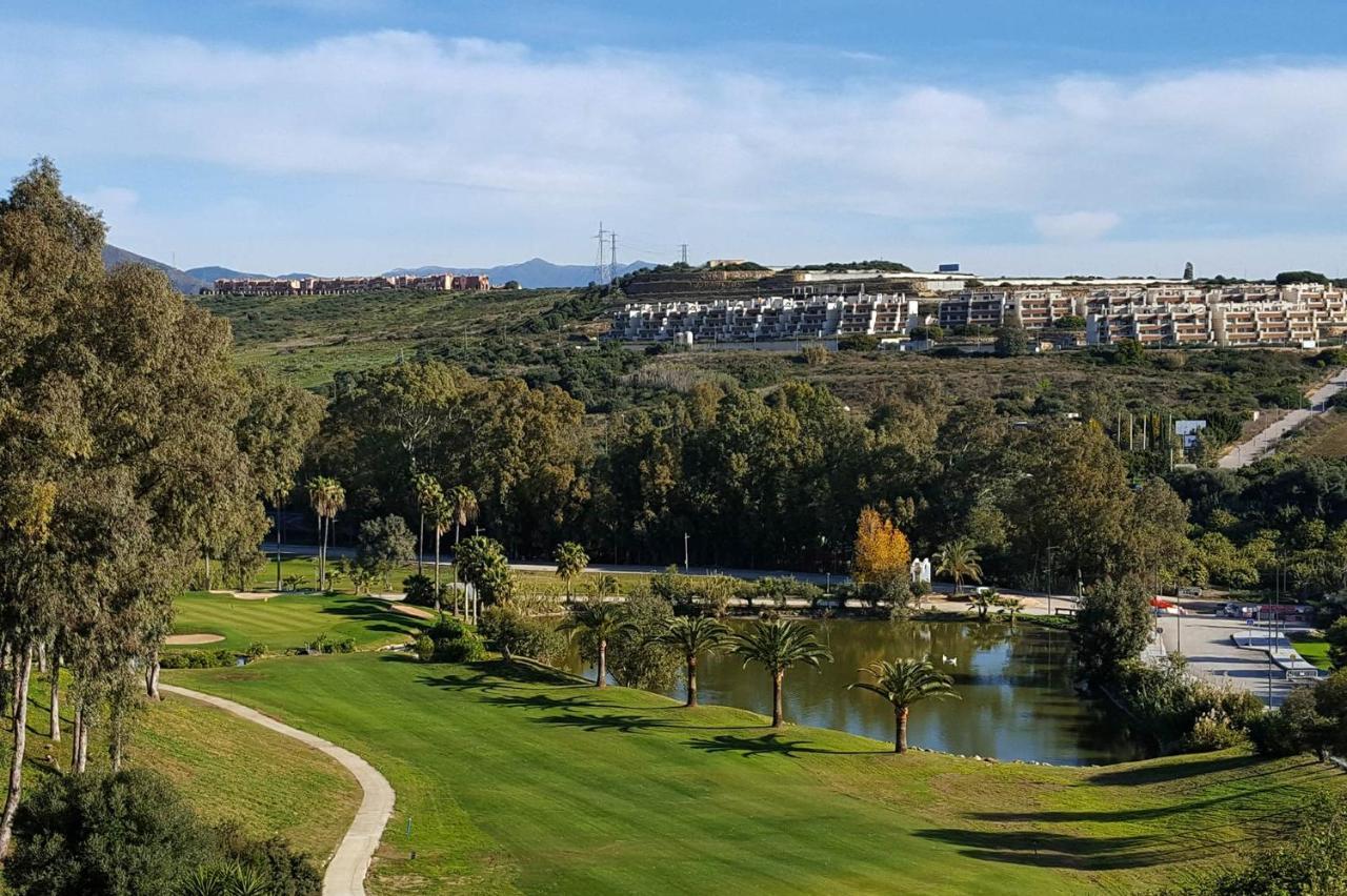 Apartamento Estepona Golf Exteriör bild