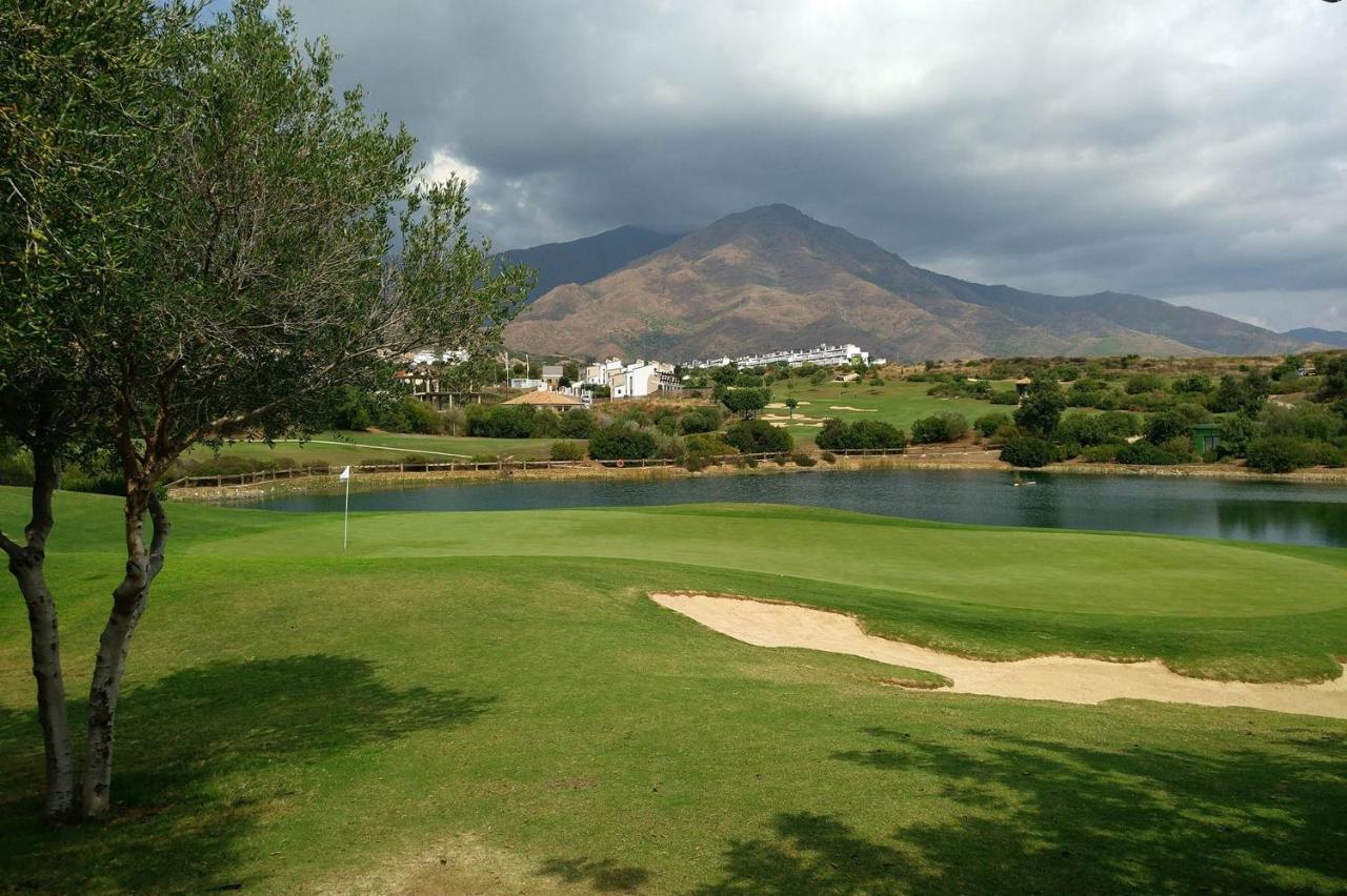 Apartamento Estepona Golf Exteriör bild